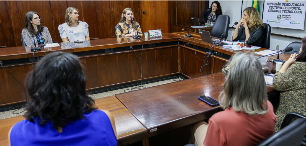 comissao-de-educacao-da-assembleia-legislativa-discute-precariedade-do-quadro-de-nutricionistas-na-rede-escolar-gaucha